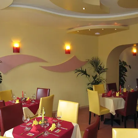 Otel Am Hauptbahnhof 3*