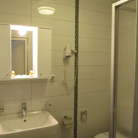 암 하우프트반호프 슈베린