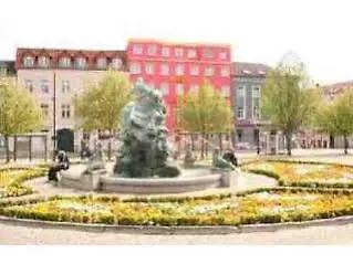 Am Hauptbahnhof 3* Σβερίν