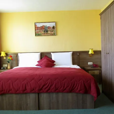 Otel Am Hauptbahnhof 3*